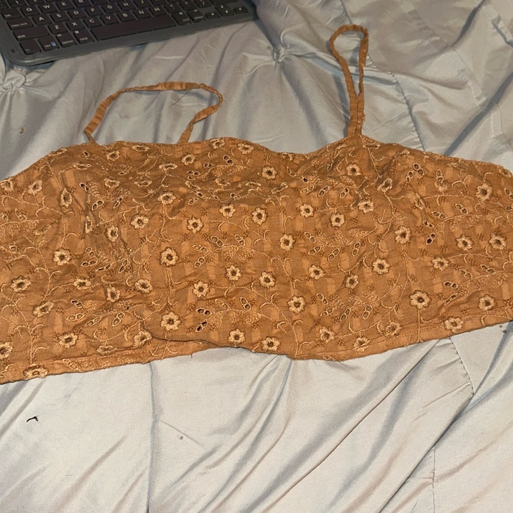 cropped tank top